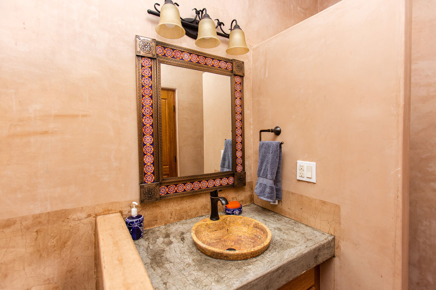 Blue Turtle Casita Oliva